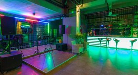 Seventh Heaven Hotel & High Bar