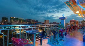 Seventh Heaven Hotel & High Bar