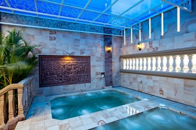 Star King Hotel & Apartment