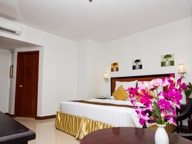 Town View Hotel Khan 7 Makara