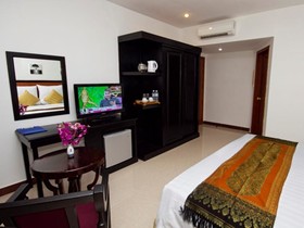 Town View Hotel Khan 7 Makara