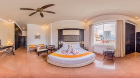 White Mansion Boutique Hotel