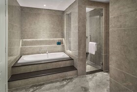Wyndham Grand Phnom Penh Capital
