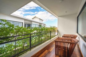 Secondfold Residence