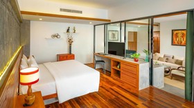 Secondfold Residence