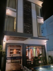 Andy's Place