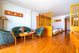 Angkor Century Resort & Spa