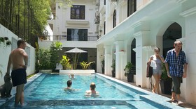 Angkor Vireak Chey Hotel