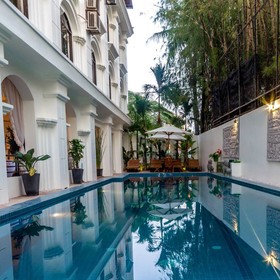 Angkor Vireak Chey Hotel
