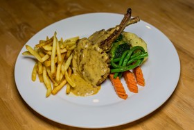Ashia Hotel & Lounge