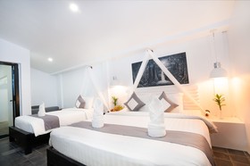 Ashia Hotel & Lounge