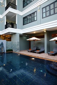 Bayon Boutique