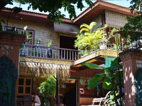 Big Lyna Villa