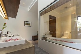 Chronicle Residence & Spa