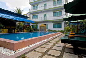 Damnak Riverside Villa Siem Reap