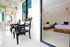 Damnak Riverside Villa Siem Reap