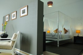 Frangipani Villa Hotel II