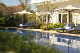 Frangipani Villa Hotel II