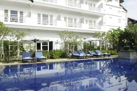 Frangipani Villa Hotel II