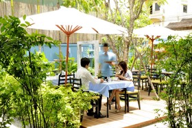 Frangipani Villa Hotel II