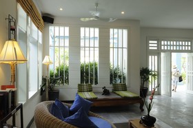 Frangipani Villa Hotel II
