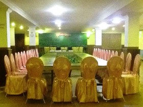 Han Kong Hotel & Restaurant
