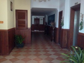Han Kong Hotel & Restaurant