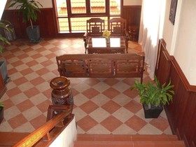 Han Kong Hotel & Restaurant