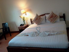 Han Kong Hotel & Restaurant