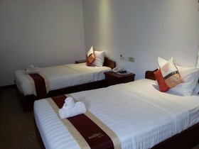 Han Kong Hotel & Restaurant