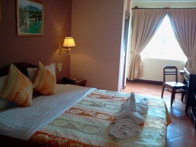 Han Kong Hotel & Restaurant