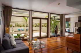 Heritage Suites