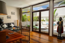 Heritage Suites
