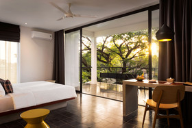 Hillocks Hotel & Spa