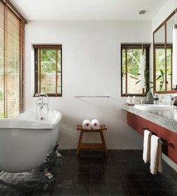 Hillocks Hotel & Spa