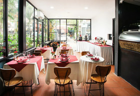 Hotel De La Chheng