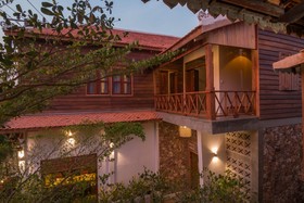 Isann Villa