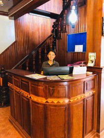 Isirafu Hotel & Residence