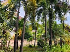 Isirafu Hotel & Residence