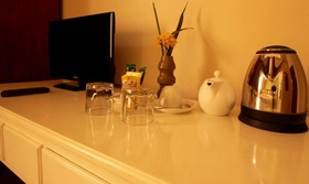Lemongrass & Ginger Hotel