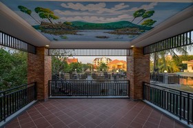 Les Bambous Luxury Hotel