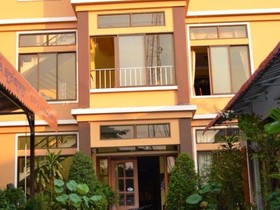 Long Live Angkor Villa