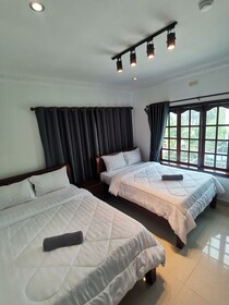 Mad Monkey Hostel Siem Reap