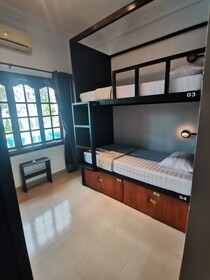 Mad Monkey Hostel Siem Reap