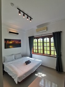 Mad Monkey Hostel Siem Reap