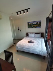 Mad Monkey Hostel Siem Reap
