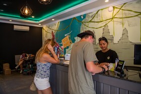 Mad Monkey Hostel Siem Reap