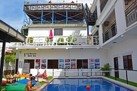 Mad Monkey Hostel Siem Reap