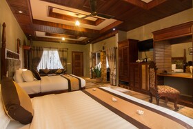 Model Temple Resort & Spa
