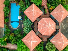 Model Temple Resort & Spa